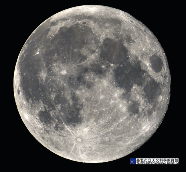 超級月亮來了! 本月14日錯過再等18年 | 華視新聞