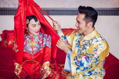 鍾麗緹懷第四胎北京出嫁 套上美人魚婚紗 | 柴視覺提供