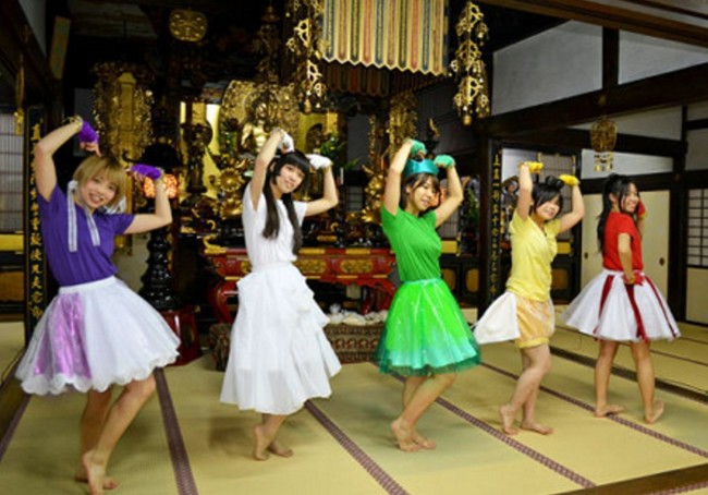 宣揚佛法? 日本女大生組「佛教偶像女團」出道 | 華視新聞