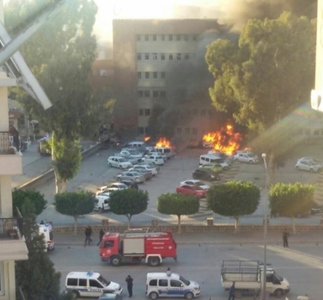土耳其阿達納停車場爆炸 2死16傷 | 華視新聞