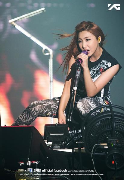 粉絲心碎! YG宣布2NE1「正式解散」 | 敏智今年4月已決定不續約離團