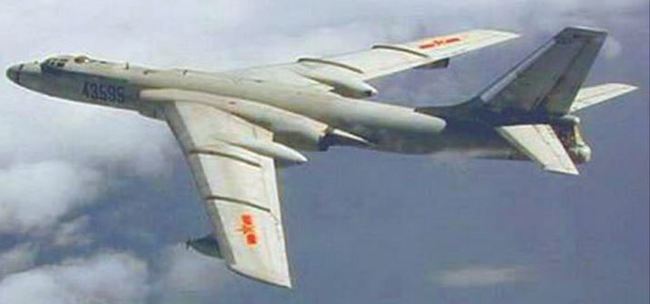 共軍轟炸機飛越琉球空域 日本持續關注 | 華視新聞