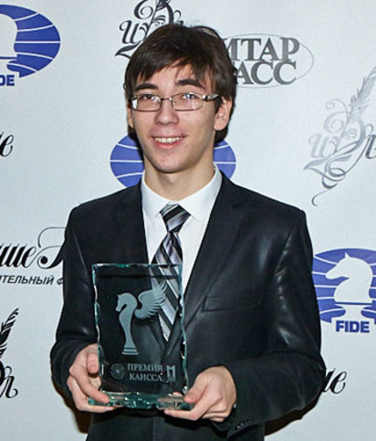 20歲世界西洋棋王 玩「跑酷」墜12樓身亡 | 葉利謝耶夫於2012年贏得國際西洋棋16歲組別世界冠軍，17歲獲封為特級大師。翻自臉書。
