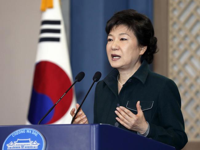 朴槿惠三度道歉止不住民怨「國會決定去留」 | 華視新聞