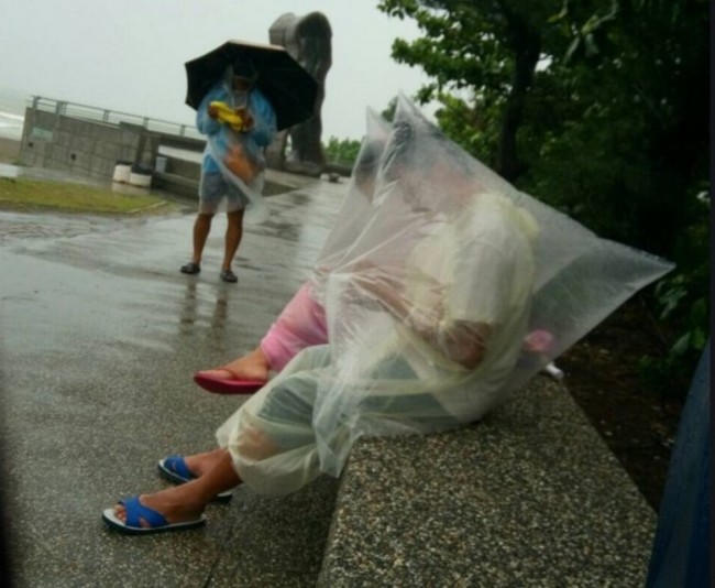台南秋雨量創新高 比平均值高6倍 | 華視新聞