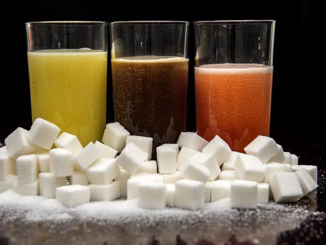 英青少年太愛喝飲料! 政府要課徵"糖稅" | 華視新聞