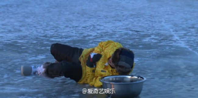 林志穎42歲錄影超拚命 冰上重摔緊急送醫 | 華視新聞