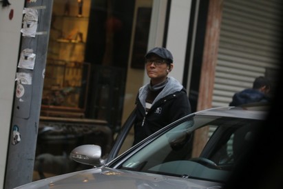 69歲楚香帥 鄭少秋「凍齡嚇壞網友」 | 鄭少秋數月前被香港媒體拍到隻身外出購物。（資料照，東方新地提供）