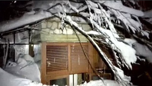 義大利強震釀雪崩 酒店遭覆蓋活埋30人! | 華視新聞