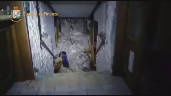 義大利雪崩埋酒店 已搜救出8名生還者! | 華視新聞