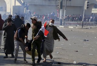 巴格達示威衝突火箭擊中綠區 釀7死