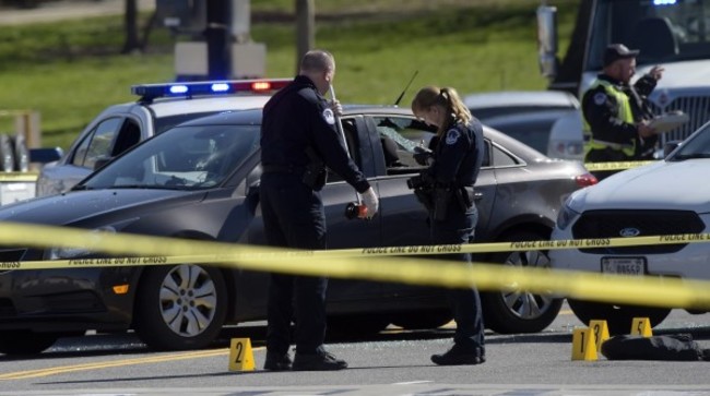 美國會大廈驚傳汽車衝撞事件 警開槍制伏嫌犯 | 華視新聞