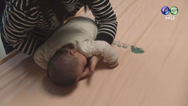 【午間搶先報】3年110嬰兒猝死 趴睡最要命! | 華視新聞