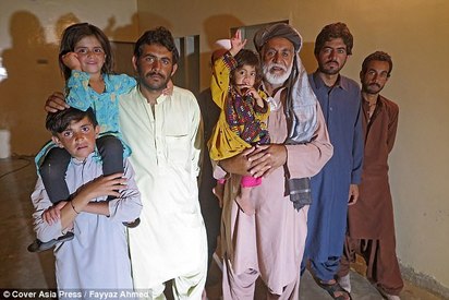 超強老爸! 巴基斯坦70歲司機擁6妻54兒 | 大兒子32歲了，目前跟著老爸當卡車司機賺錢養家。