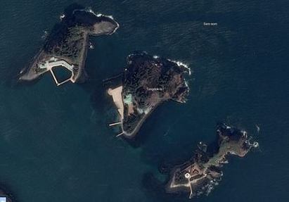 金正恩超豪華度假村曝光! 有機場港口還有... | 北韓海外疑似還有3做度假小島。(翻攝每日郵報)