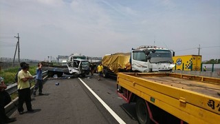 中山高員林段5車追撞1人傷 疑因大7急停釀禍