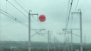 苗栗-台中段有大型氣球纏繞 高鐵9:38恢復雙向通行