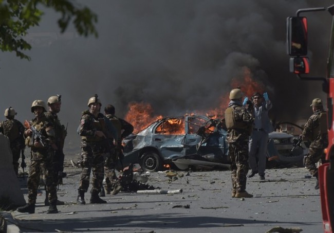 阿富汗使館區炸彈攻擊 增至近500死傷 | 華視新聞