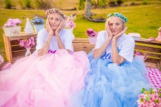 百歲雙胞胎姊妹 慶生穿蓬裙拍萌照超Q