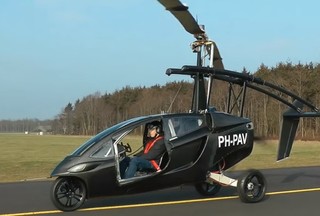 【影】荷蘭研發千萬"飛行車" 盼明年底上市