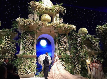俄羅斯3億浮誇婚禮 婚禮歌手是Lady Gaga【影】 | 婚禮佈置。