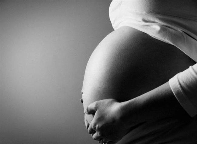 又是台灣人?! 孕婦懷孕逾32週搭機被香港地勤識破 | 華視新聞