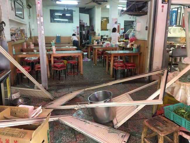 台中素食自助餐館氣爆 3男2女受輕傷 | 華視新聞