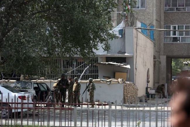 阿富汗美大使館附近遭恐攻 自殺炸彈客釀5死 | 華視新聞