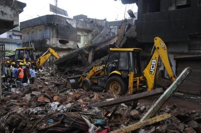 印度員工宿舍突倒塌 釀8人死亡悲劇 | 華視新聞