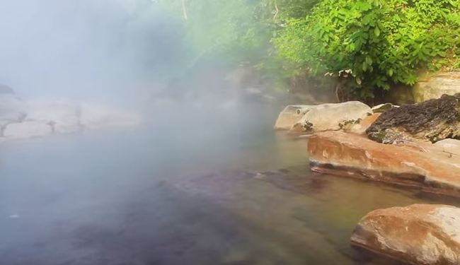 秘魯"神河"水溫達100°C 天然火鍋掉入秒熟 | 華視新聞