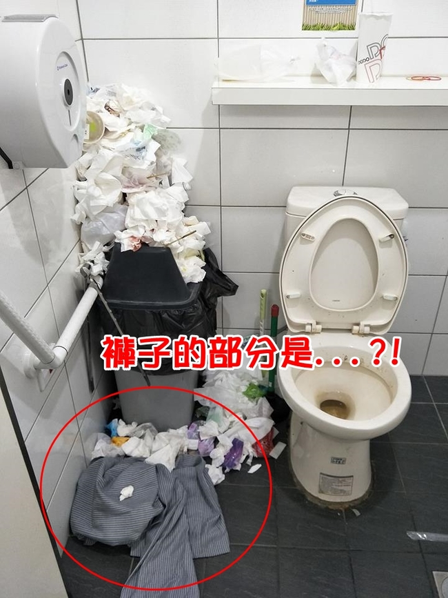 超商廁所垃圾桶滿成"山" 出現這個讓人驚呆 | 華視新聞