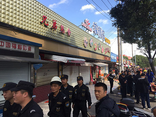 雙11促銷釀悲劇 上海超市塌陷至少1死