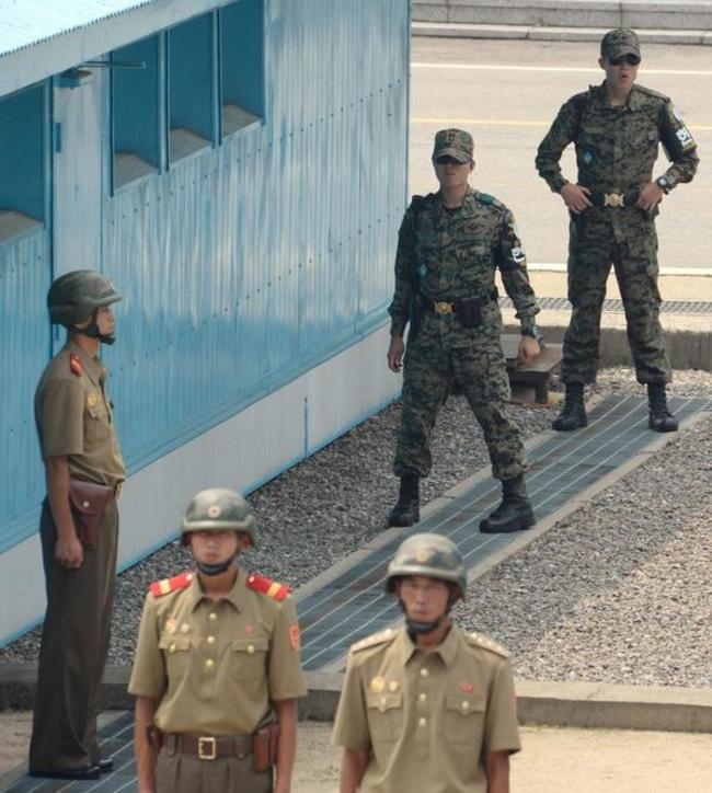 北韓軍人越過邊界叛逃! 中彈送醫救治 | 華視新聞
