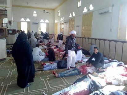 慘烈! 埃及清真寺遇自殺炸彈攻擊 已知184死.120傷 | 埃及清真寺遇自殺炸彈攻擊(翻攝網路)