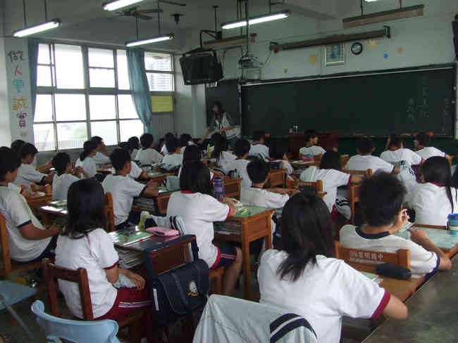 附議成功! 中小學上課時間更改 教部明年1月前需回應 | 華視新聞