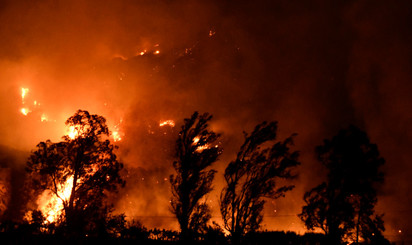 美加州野火疏離萬人 當局宣布緊急狀態 | 加州野火。