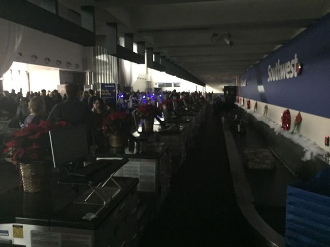 亞特蘭大國際機場停電! 航班大亂數千旅客滯留 | 華視新聞