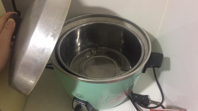電鍋的8個秘密! 鋁製內鍋做菜腎臟病患當心 | 華視新聞