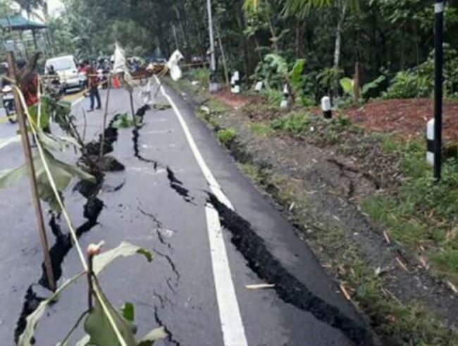 印尼爪哇6.4地震 美阿拉斯加又發生8.2強震 | 華視新聞