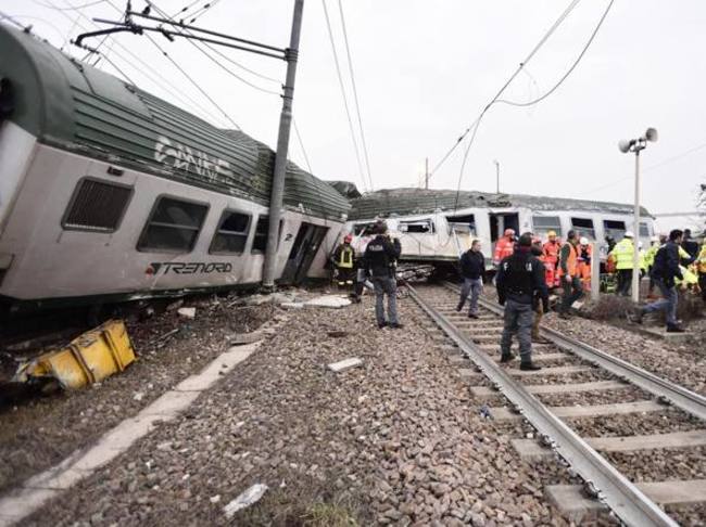 義大利米蘭火車出軌 至少3死百餘人傷 | 華視新聞