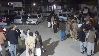 巴基斯坦軍營遭自殺炸彈恐攻 釀11軍人喪命 | 遭遇恐攻的軍營(翻攝法新社)