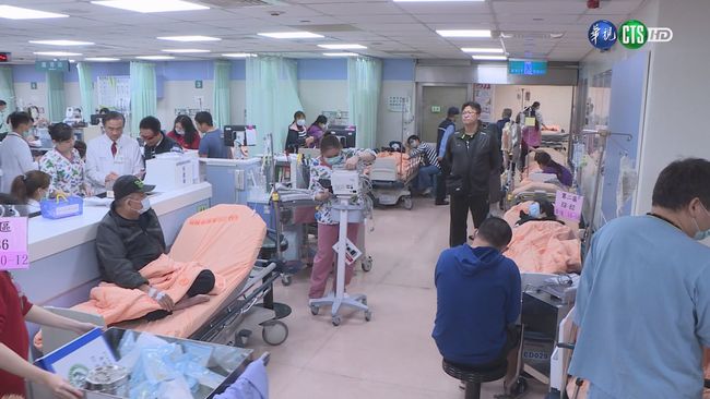 【晚間搶先報】過年流感升溫 急診室一床難求 | 華視新聞