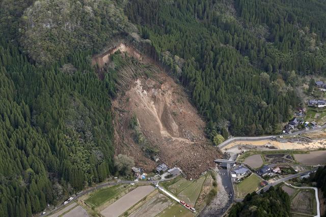 日本九州土石流災情 目前已發現1具遺體 | 