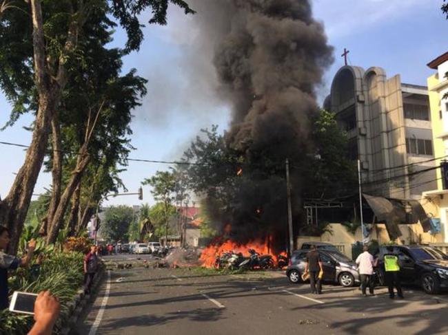 印尼自殺炸彈攻擊 死傷人數再攀高 | 華視新聞
