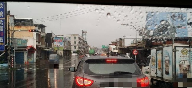 屏東佳冬淹水災情 台17線羌園段一度封閉 | 華視新聞