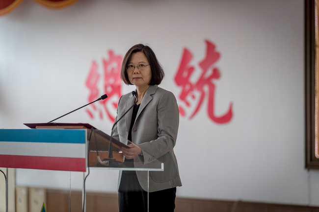 蔡英文：就算中國施壓 台灣民主絕不倒退 | 華視新聞
