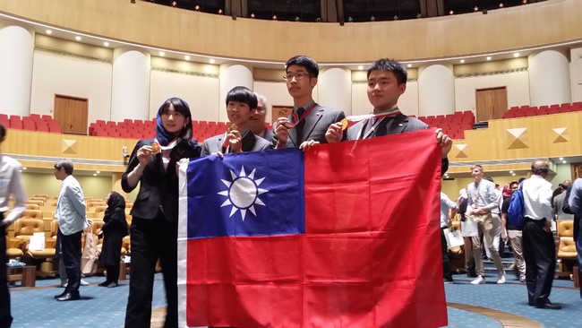 2018生物奧林匹亞 台灣4學生全獲金牌 | 華視新聞