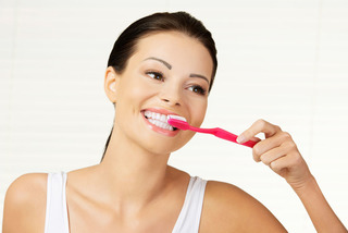 美最新研究:使用牙膏刷牙恐致糖尿病