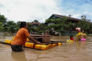 緬甸連日暴雨成災 超過13萬人無家可歸