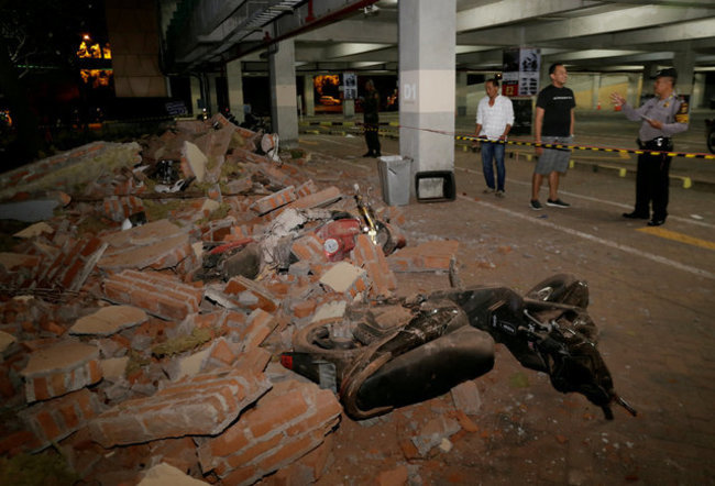 7.0強震突襲... 印尼龍目島82死數百傷 | 華視新聞